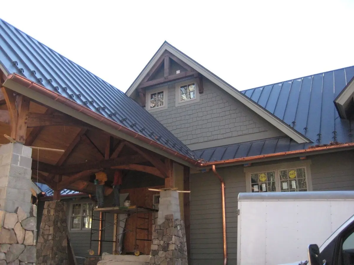 Craftsman Roofing team delivering quality roofing work in Progress